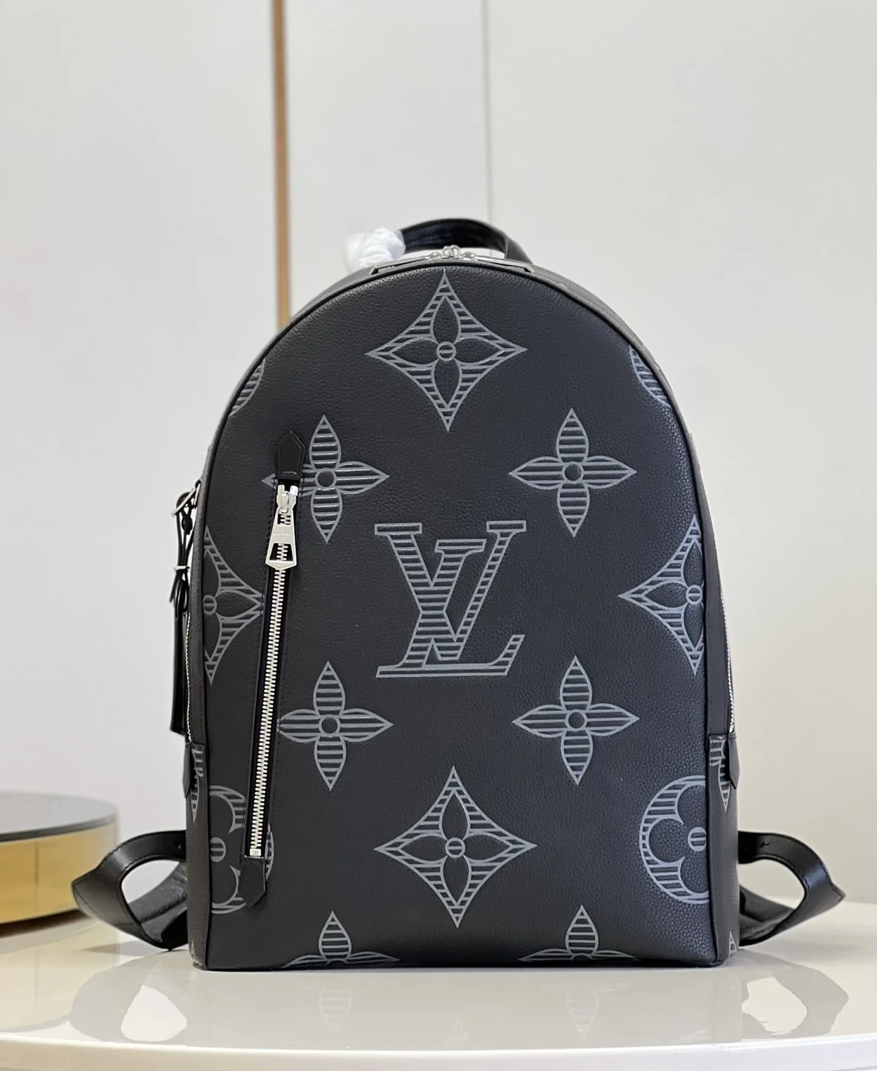 루이비통 아르망 백팩 M57288