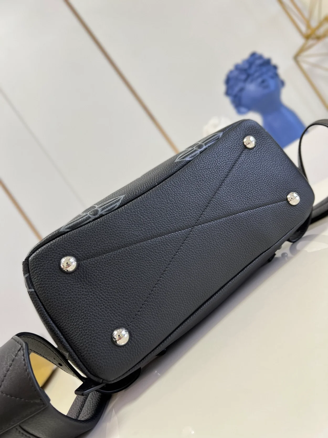 루이비통 아르망 백팩 M57288