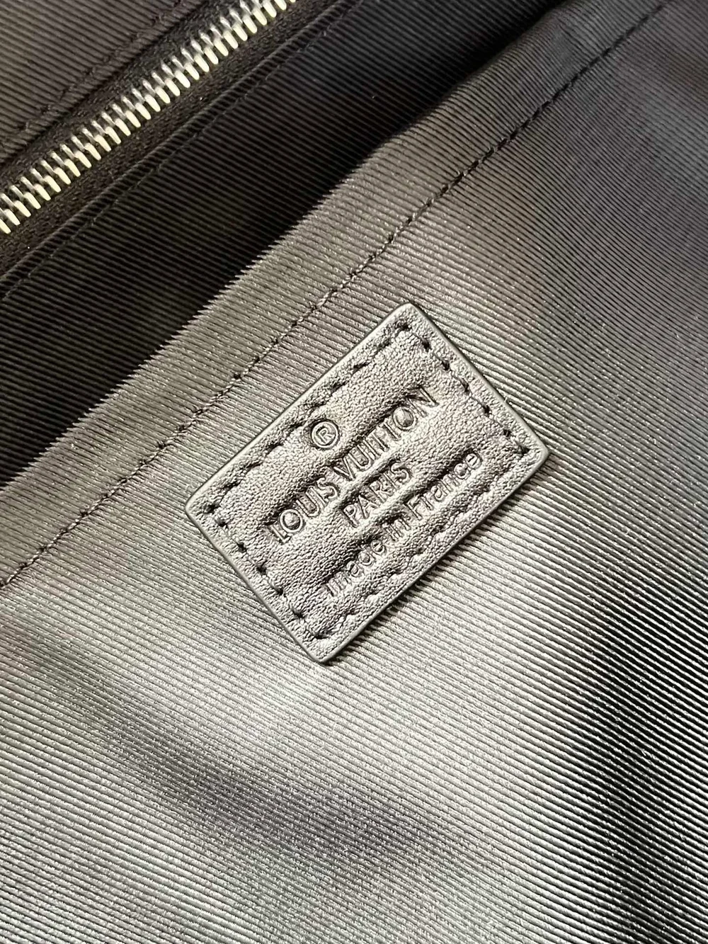 루이비통 아르망 백팩 M57288