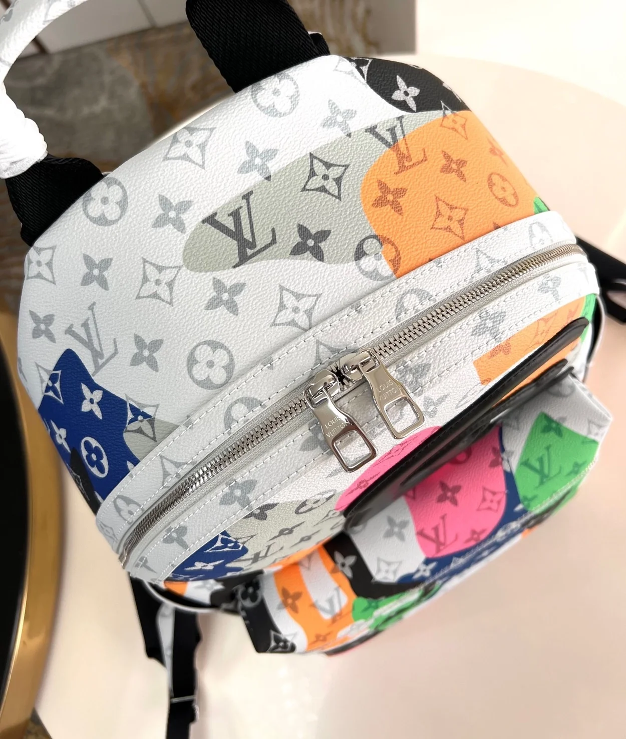 루이비통 디스커버리 백팩 PM M46680