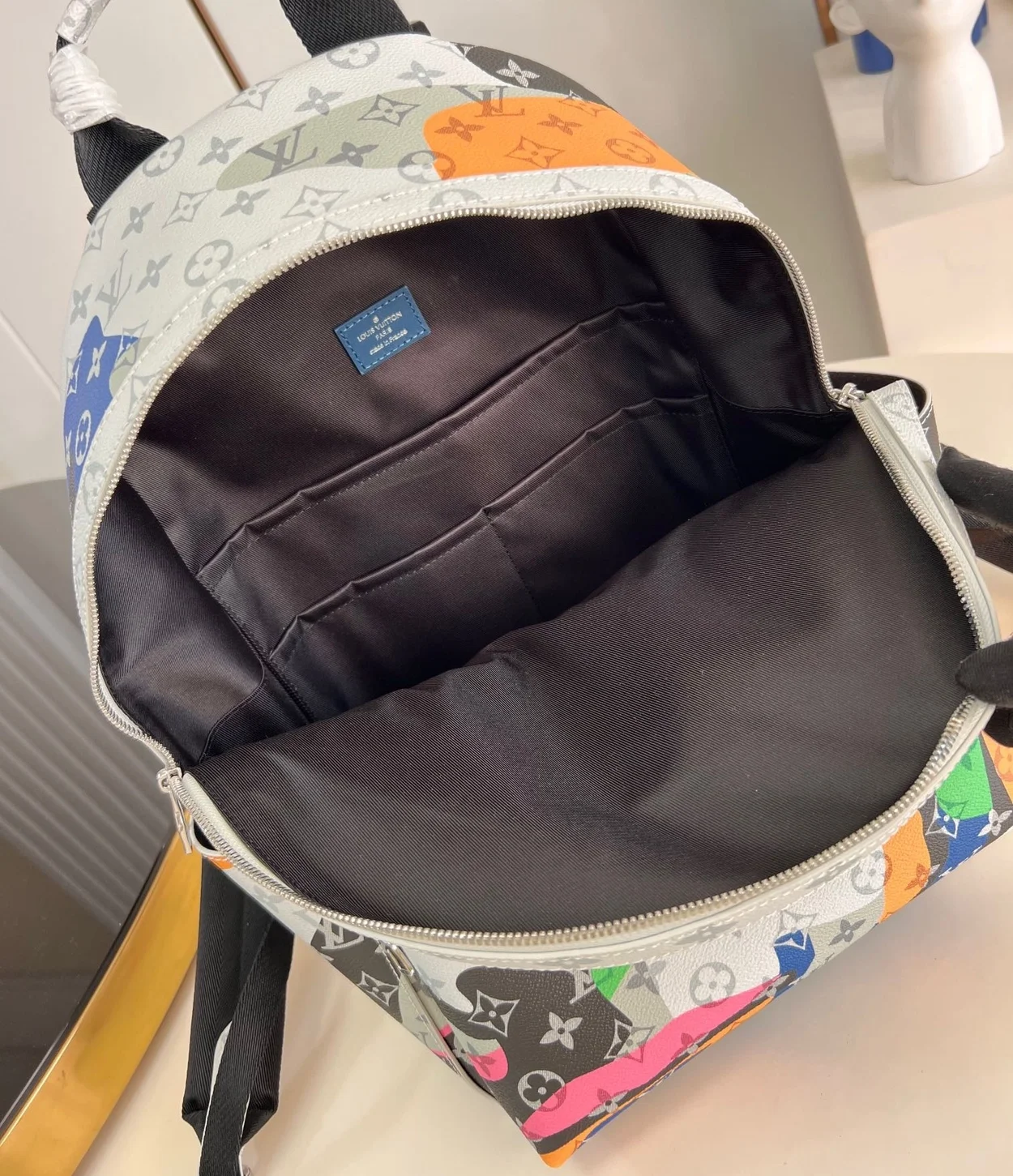 루이비통 디스커버리 백팩 PM M46680