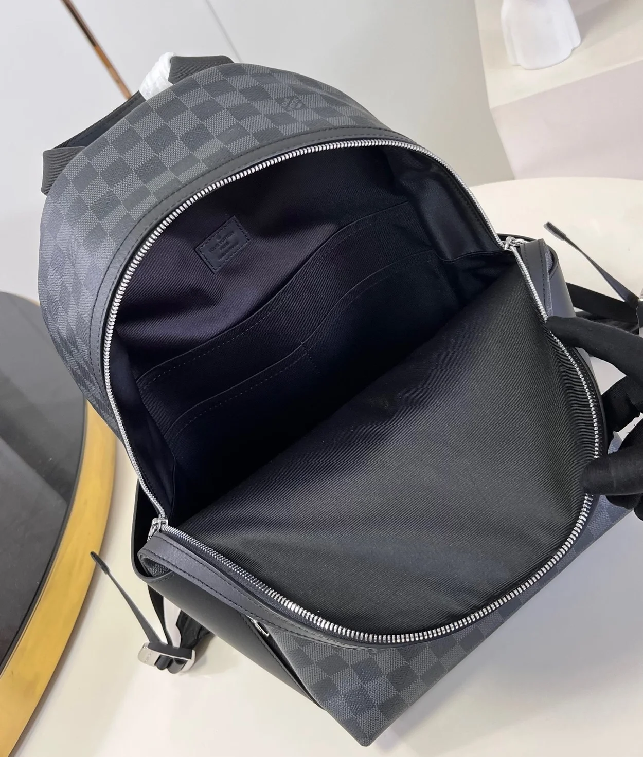 루이비통 디스커버리 백팩 PM N40514