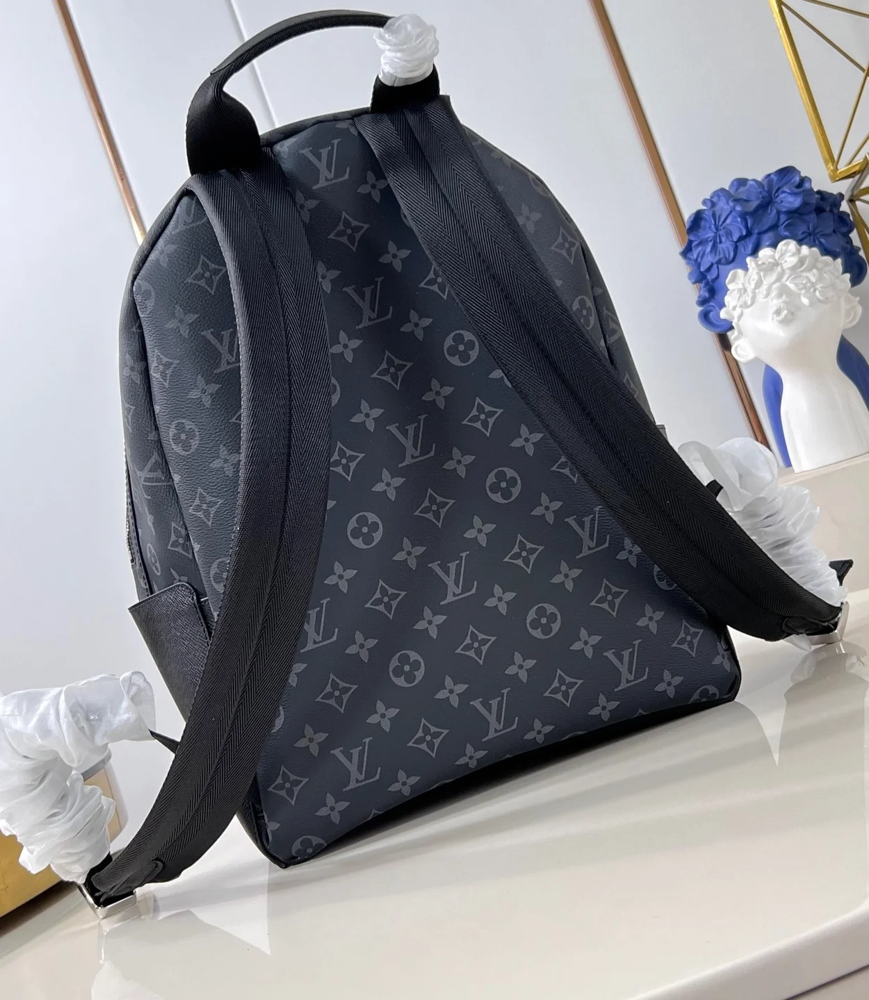 루이비통 타이가라마 디스커버리 백팩 M31033