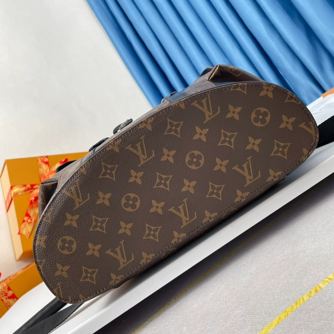 루이비통 크리스토퍼 MM 백팩 M43735