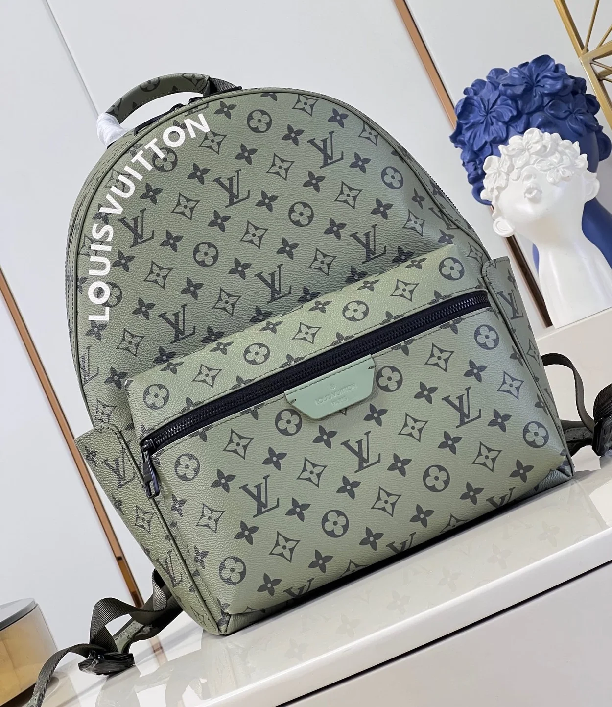 루이비통 디스커버리 백팩 PM M46802