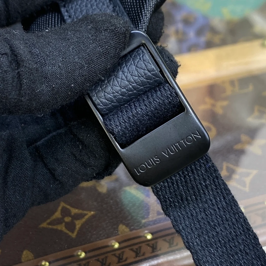 루이비통 패스트라인 백팩 M21367