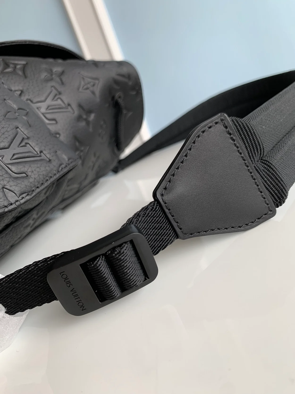 루이비통 크리스토퍼 PM 백팩 M20899