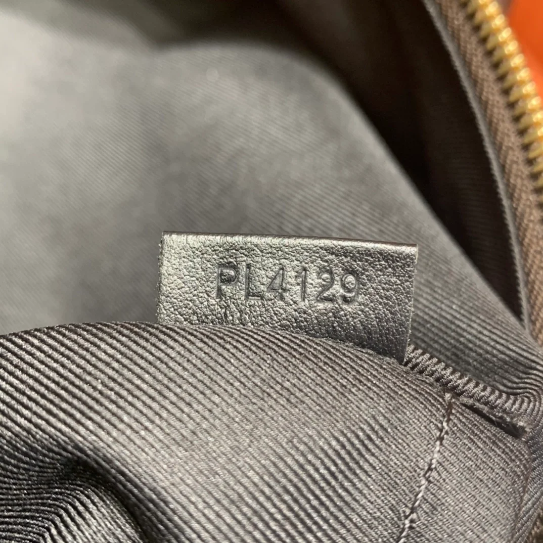 루이비통 팜 스프링스 MM 백팩 M44874