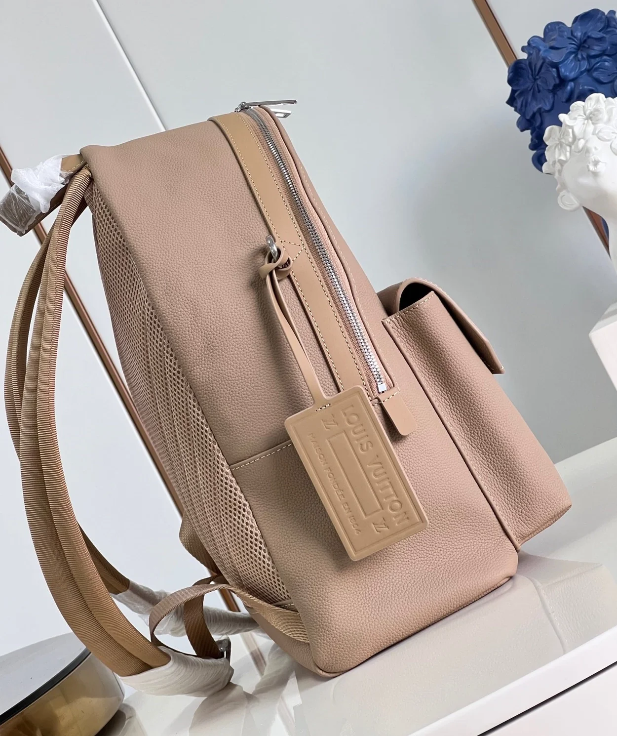 루이비통 테이크오프 백팩 M23708