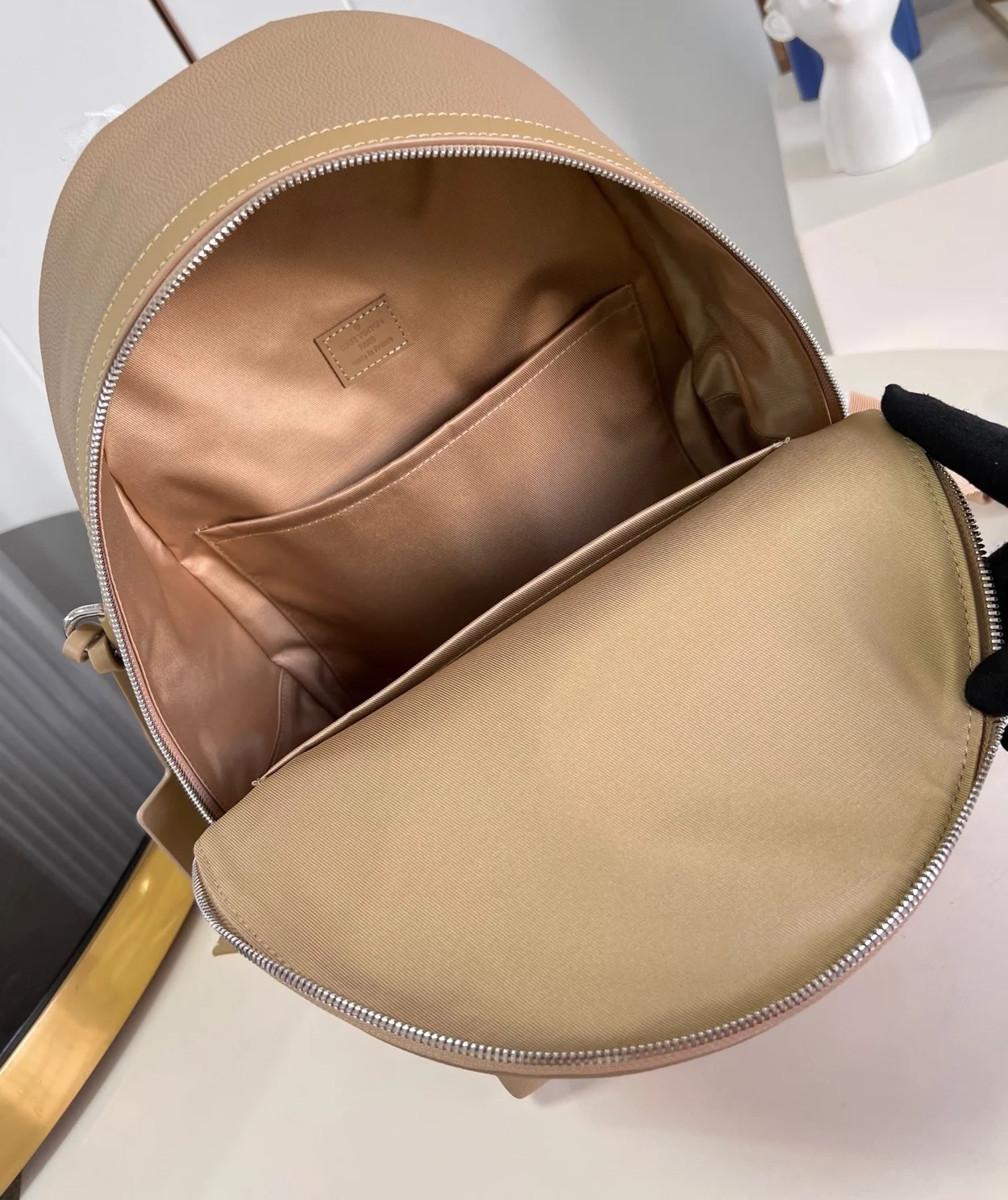 루이비통 테이크오프 백팩 M23708