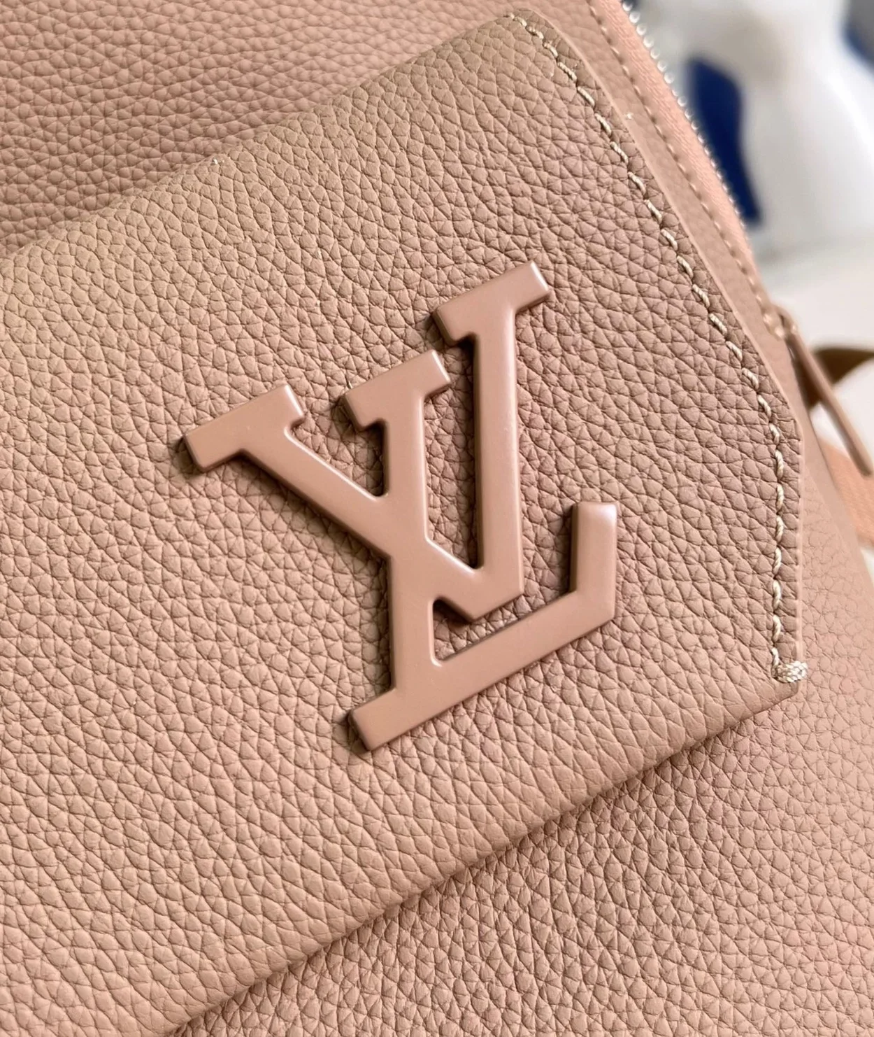 루이비통 테이크오프 백팩 M23708