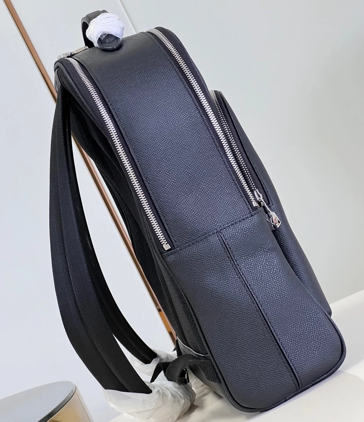 루이비통 에비뉴 백팩 M30977