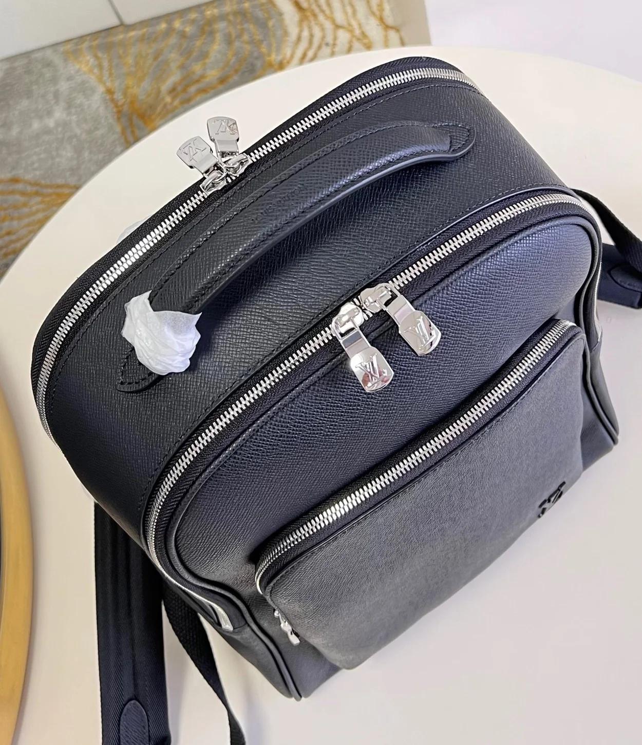 루이비통 에비뉴 백팩 M30977