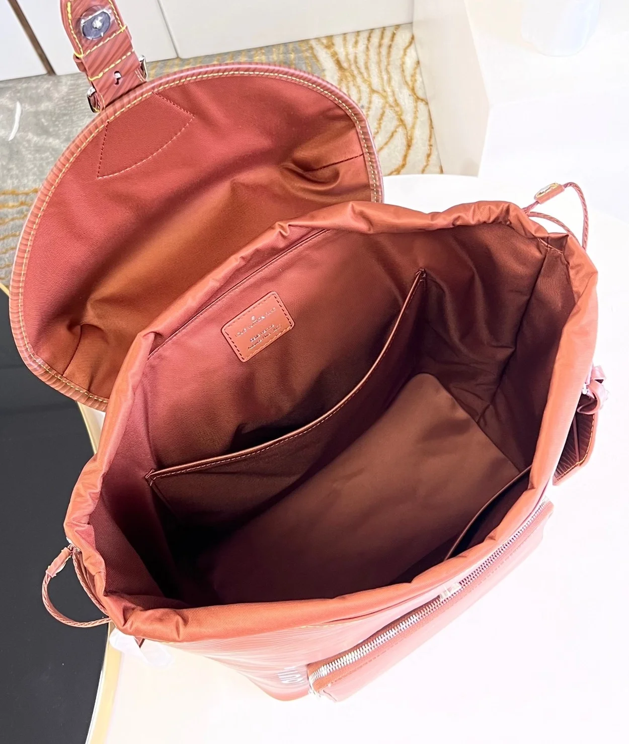 루이비통 몬트리스 백팩 M23099