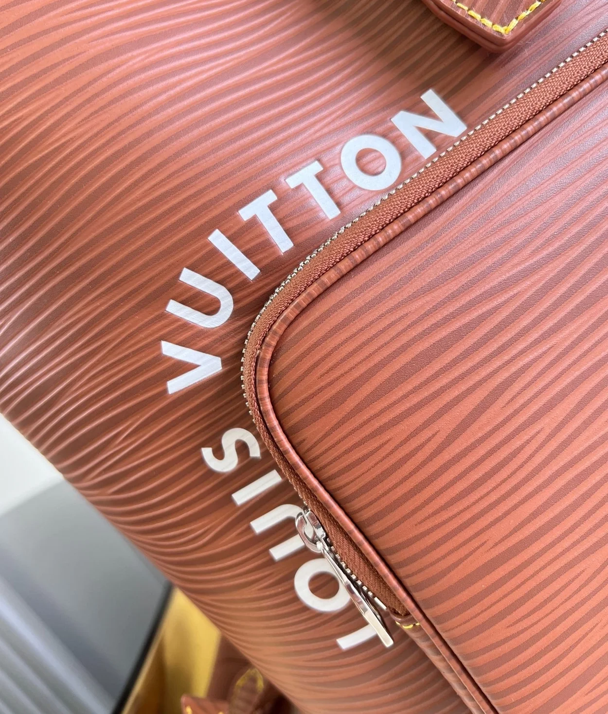 루이비통 몬트리스 백팩 M23099