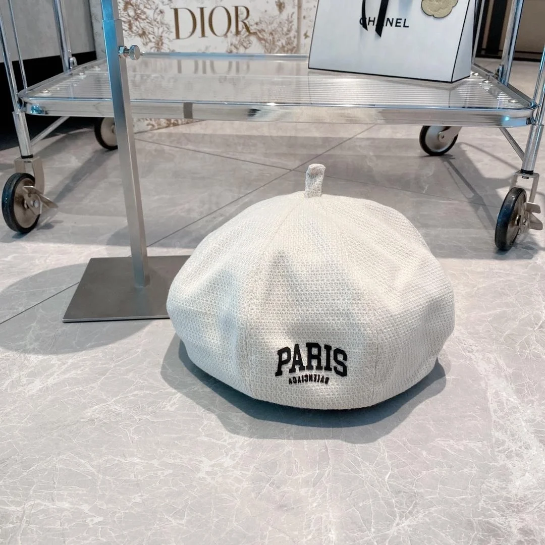 발렌시아가 파리스 화이트 베레모