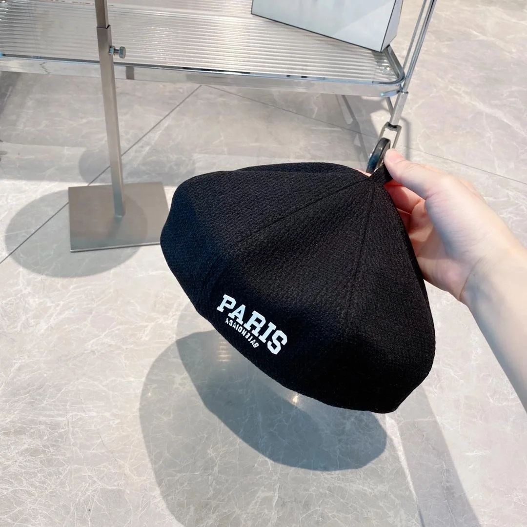 발렌시아가 파리스 블랙 베레모