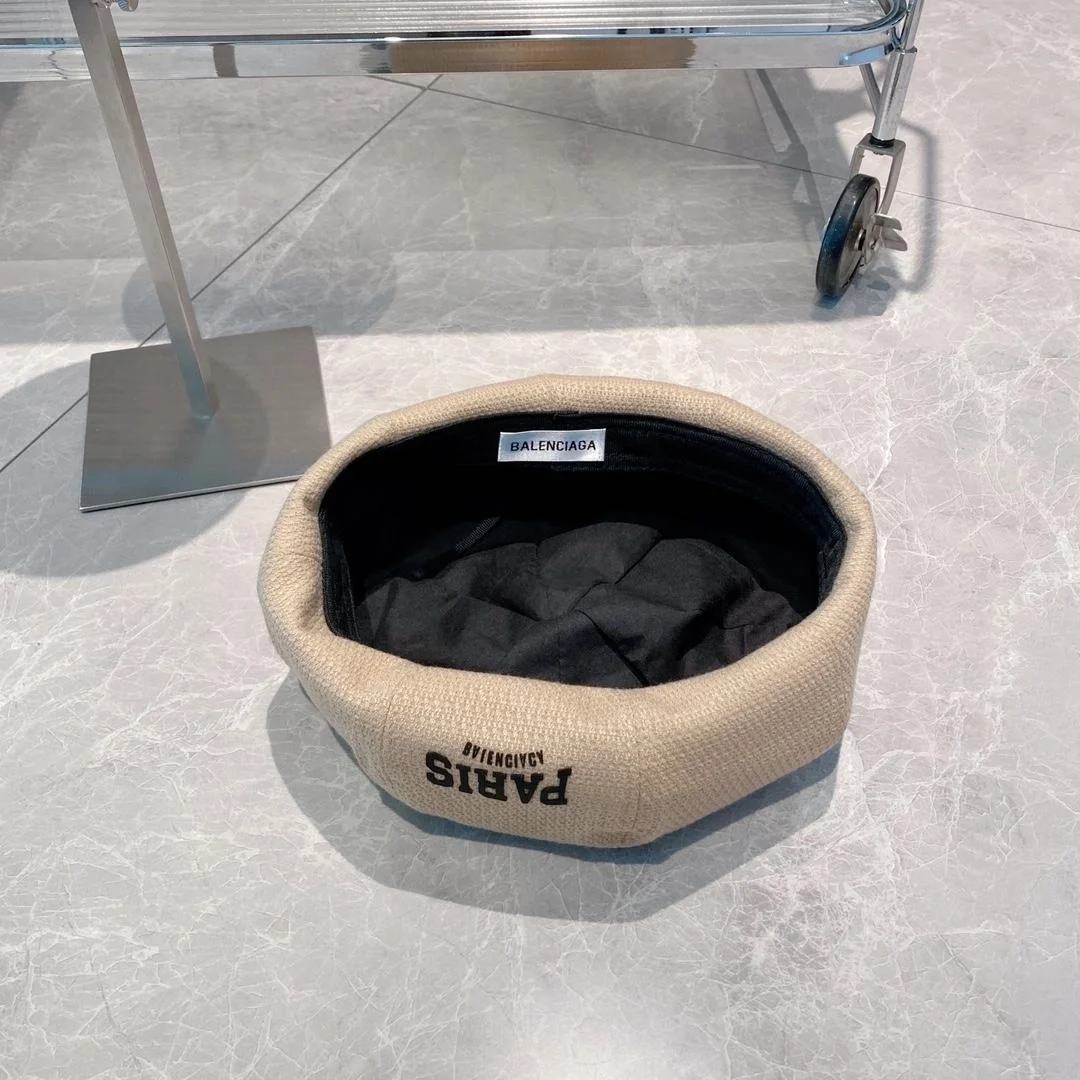 발렌시아가 파리스 내추럴 베레모