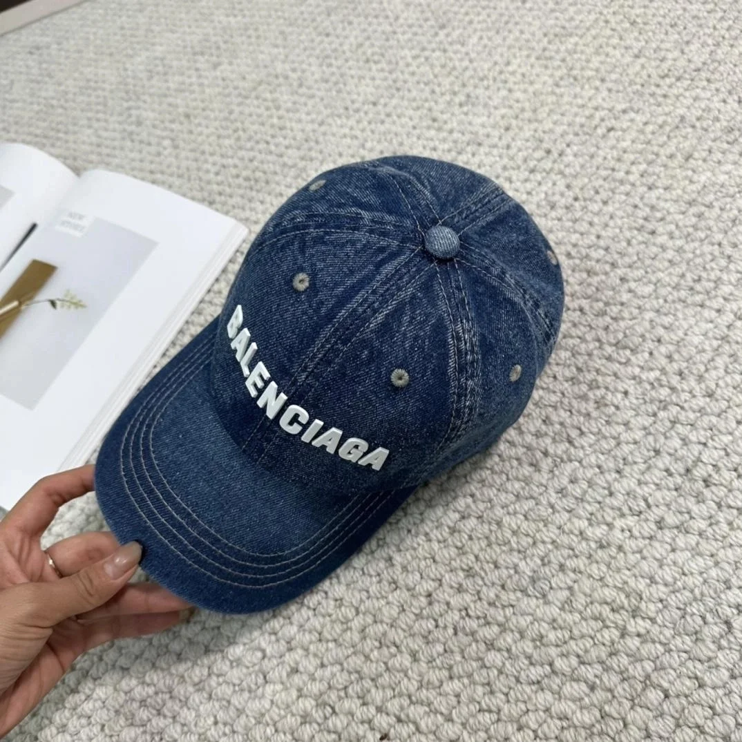 발렌시아가 입체 로고 딥 블루 화이트 데님 베이스볼 캡