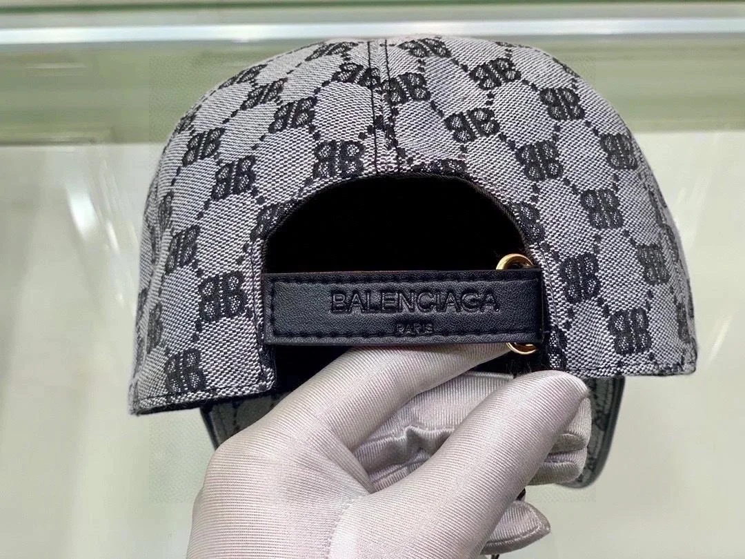 발렌시아가 x 구찌 해커 프로젝트 그레이 캡