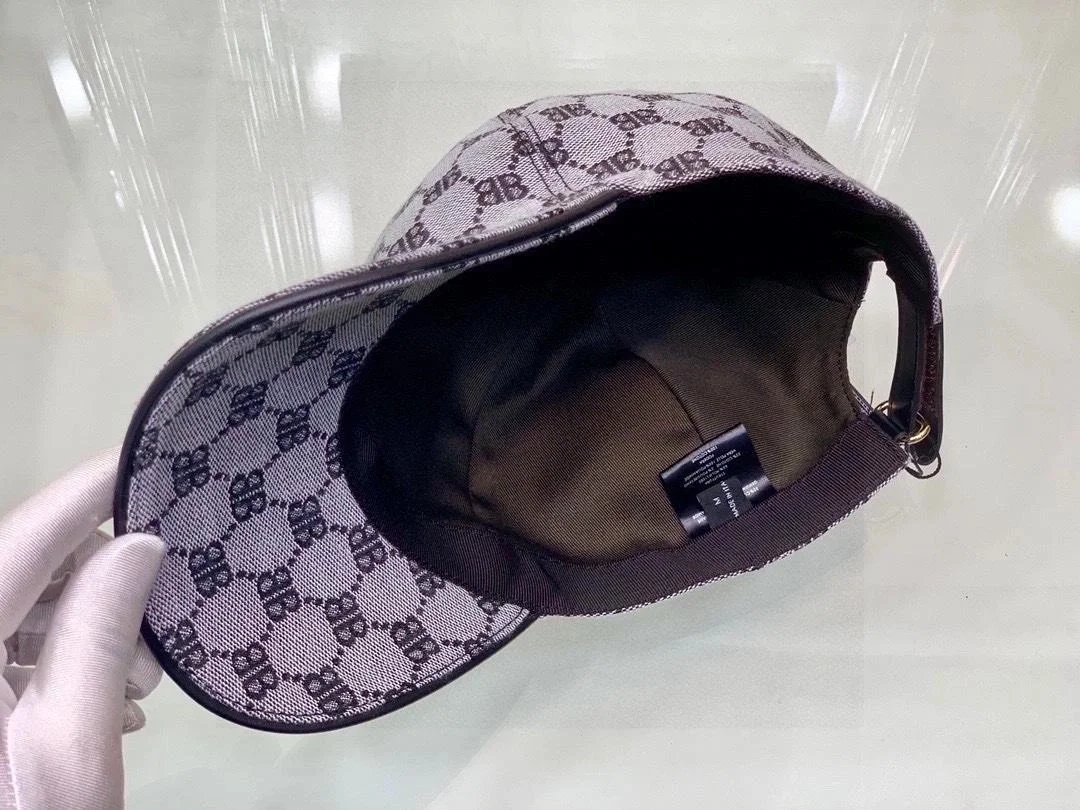 발렌시아가 x 구찌 해커 프로젝트 그레이 캡