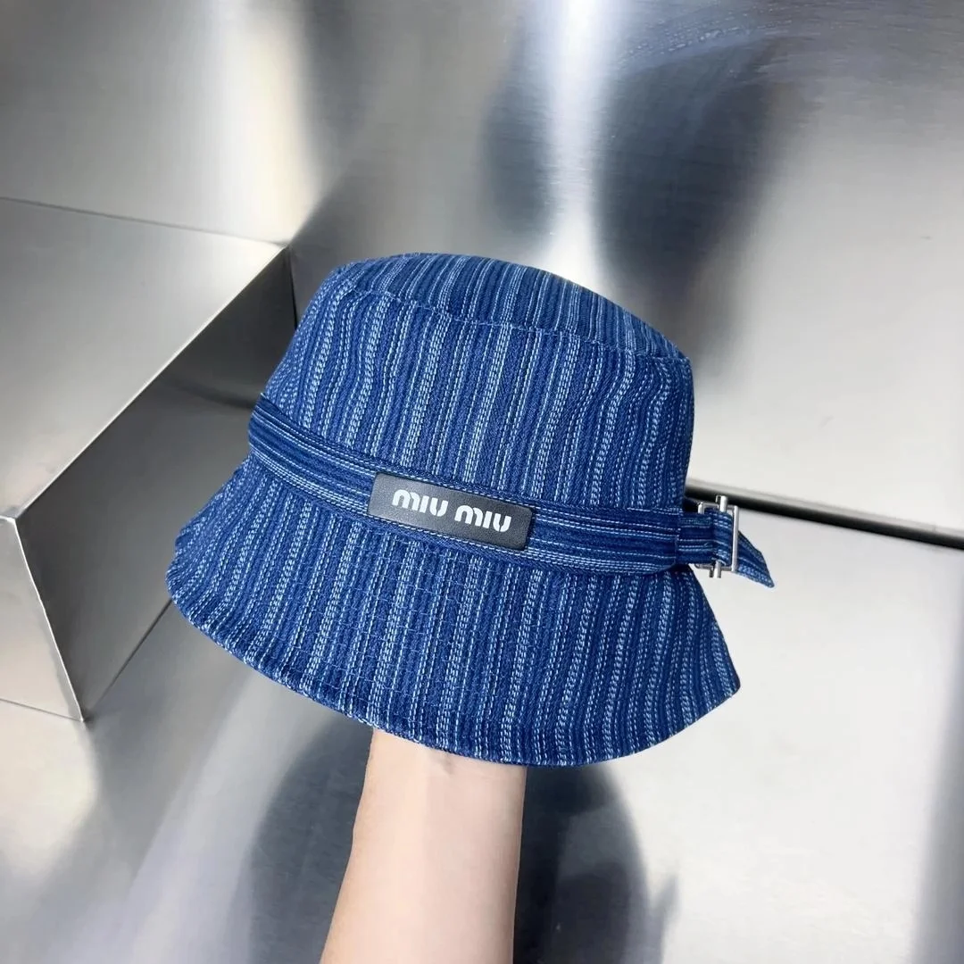 미우미우 스트라이프 데님 네이비 버킷 햇