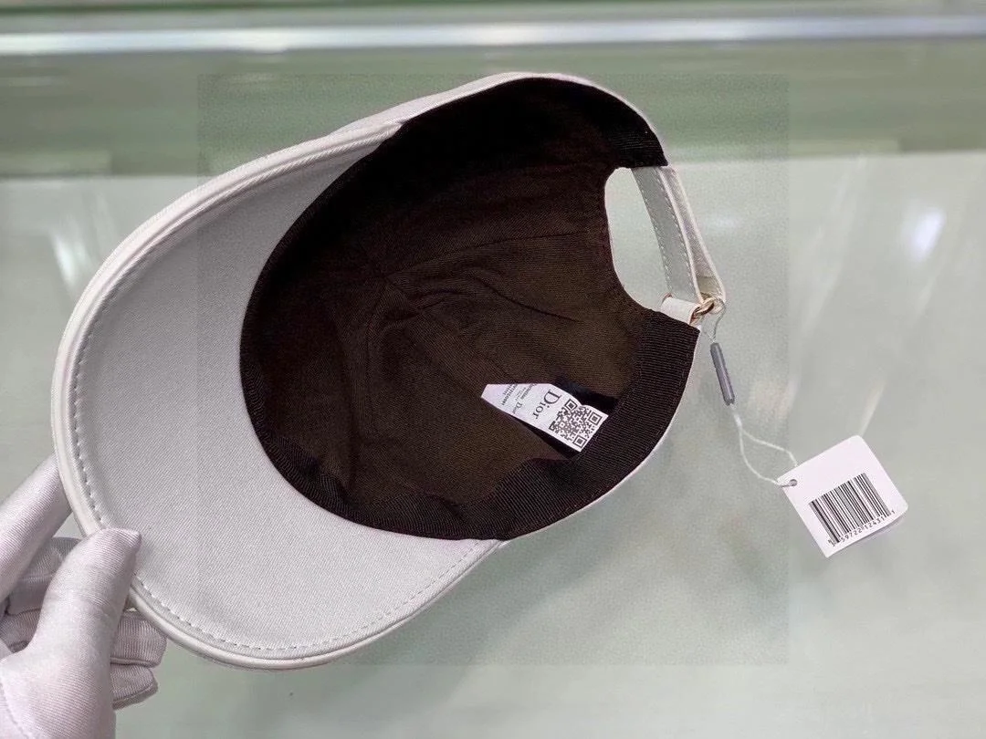 디올 x 스투시 시그니처 자수 화이트 캡