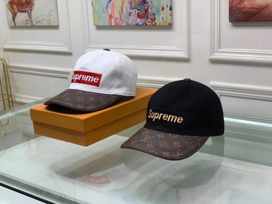 루이비통 x 슈프림 블랙 로고 베이스볼 캡