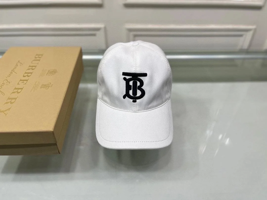버버리 TB 자수 로고 화이트 코튼 베이스볼 캡
