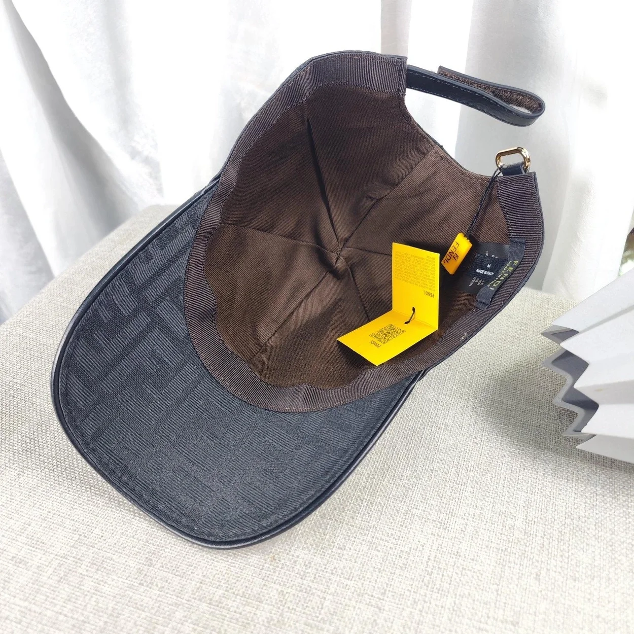 펜디 블랙 패브릭 베이스볼 캡