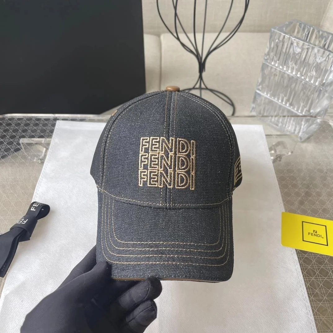 펜디 로고 블랙 데님 베이스볼 캡
