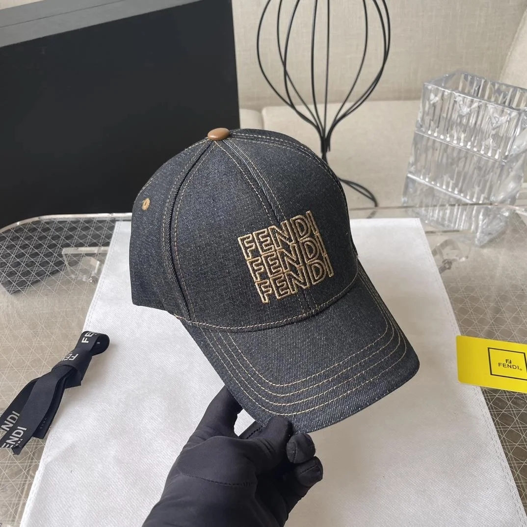 펜디 로고 블랙 데님 베이스볼 캡