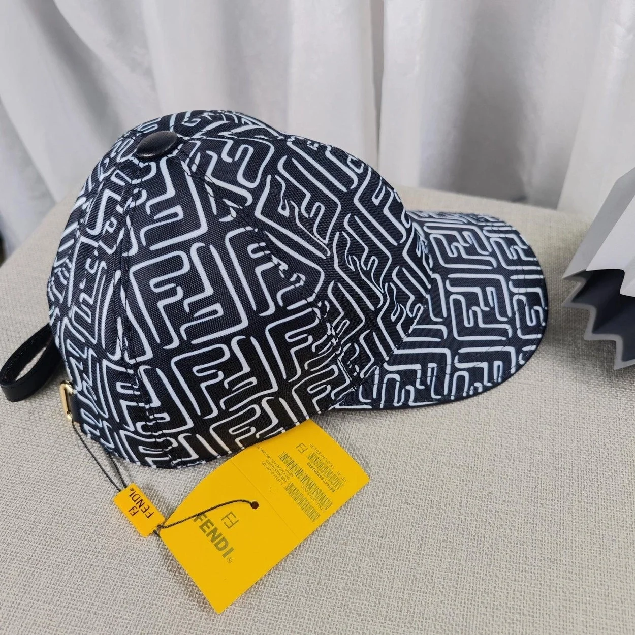 펜디 FF 프린트 블랙 베이스볼 캡