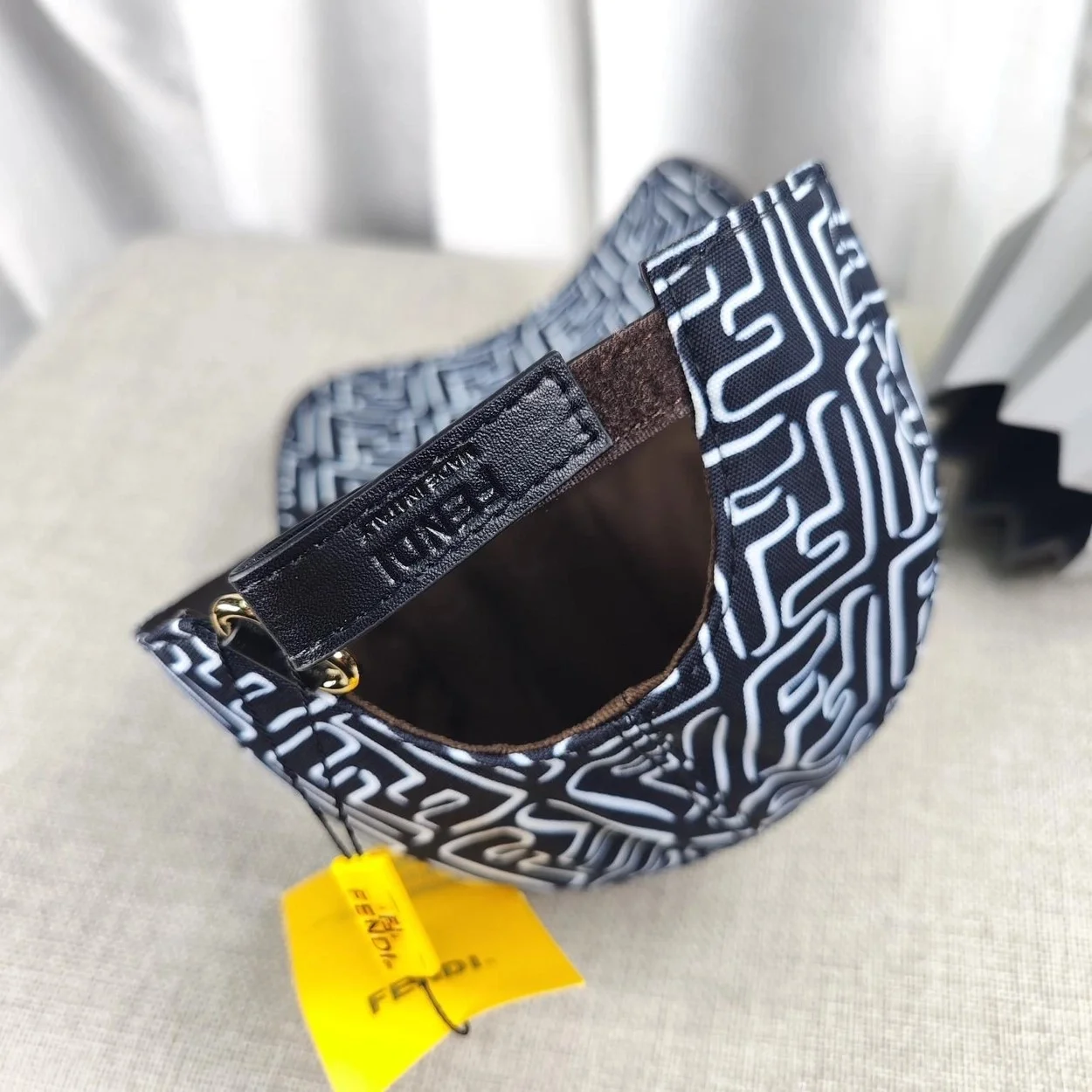 펜디 FF 프린트 블랙 베이스볼 캡