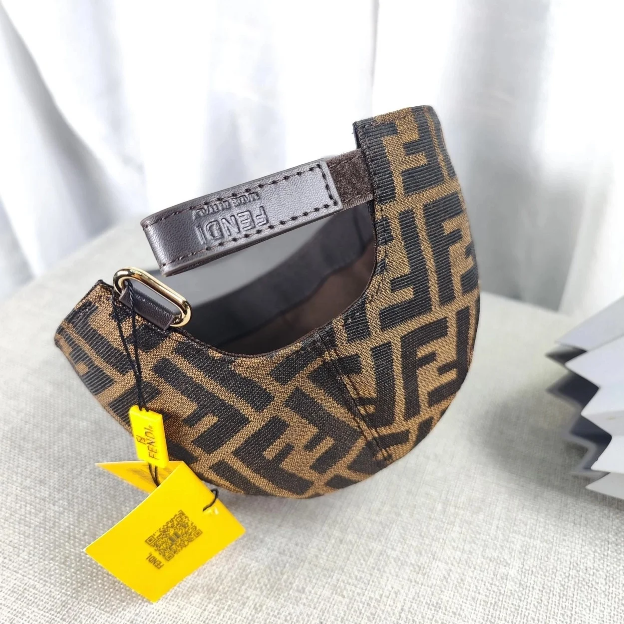 펜디 FF 자카드 브라운 패브릭 베이스볼 캡