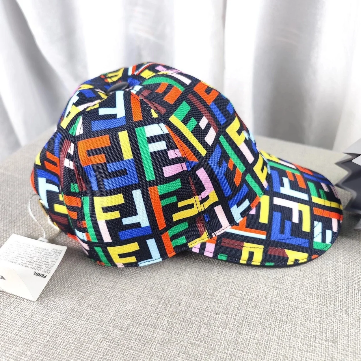 펜디 멀티 컬러 패브릭 베이스볼 캡