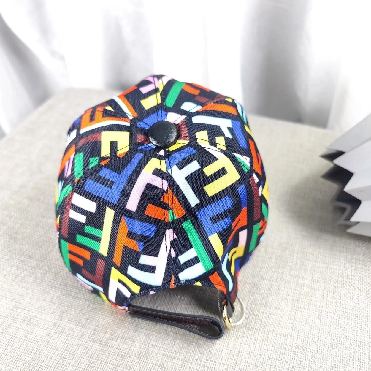 펜디 멀티 컬러 패브릭 베이스볼 캡