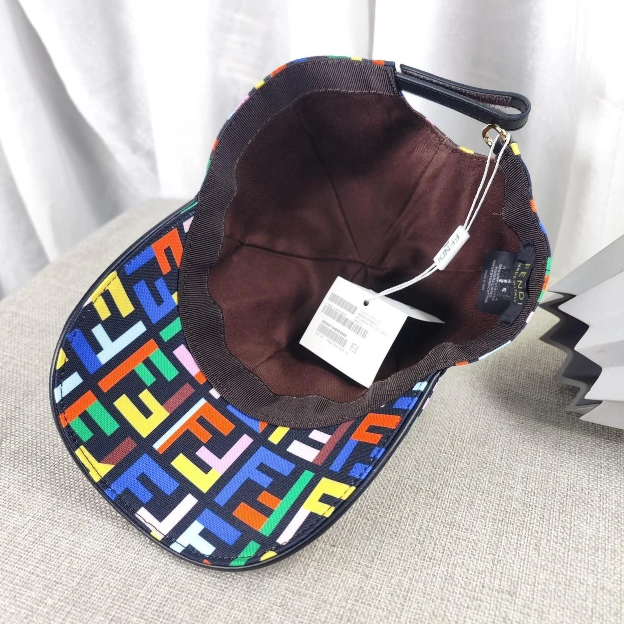 펜디 멀티 컬러 패브릭 베이스볼 캡