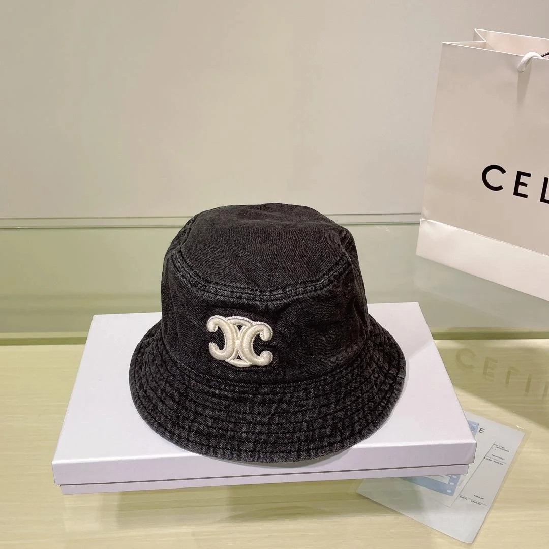 셀린느 트리옹프 블랙 데님 버킷 햇