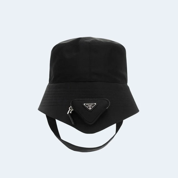 프라다 삼각로고 패딩 버킷햇