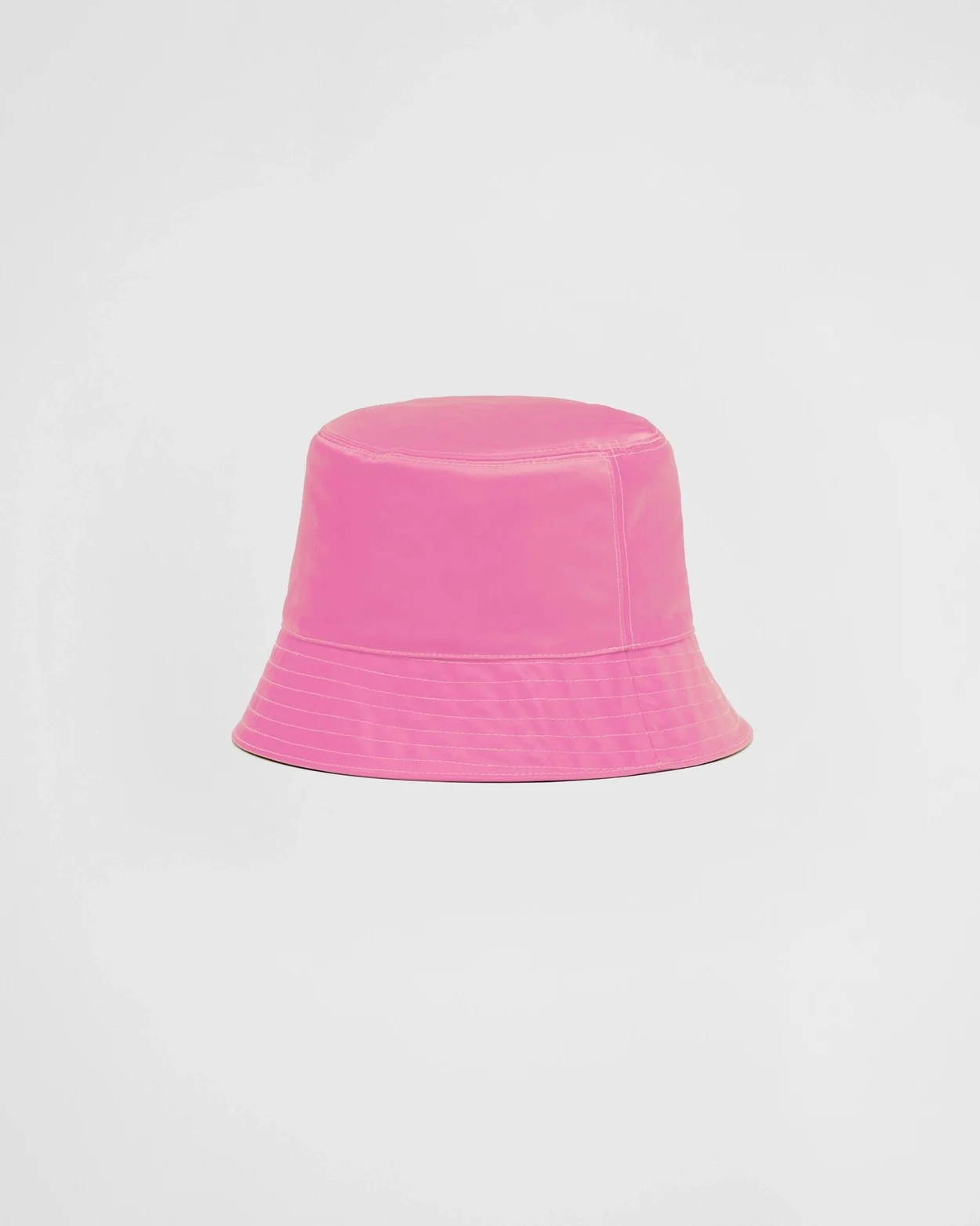 프라다 리나일론 핑크 버킷 햇
