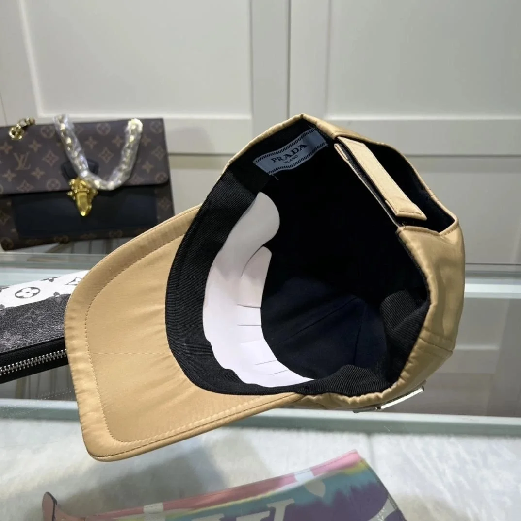 프라다 리나일론 베이지 베이스볼 캡