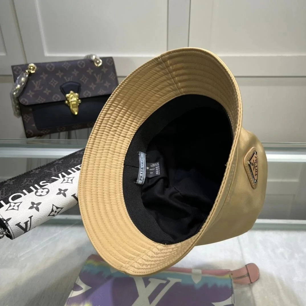 프라다 리나일론 베이지 버킷 햇