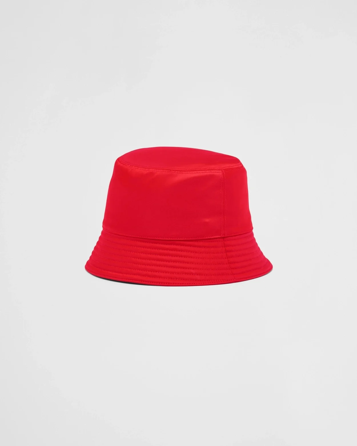 프라다 리나일론 레드 버킷 햇