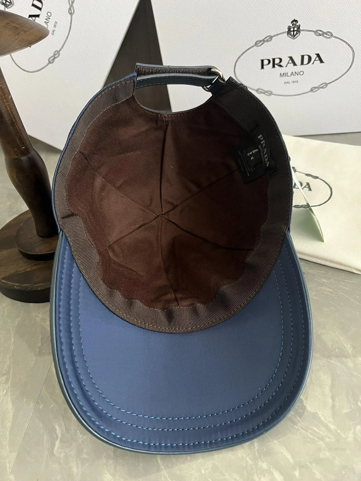 프라다 로고 플래그 네이비 베이스볼 캡