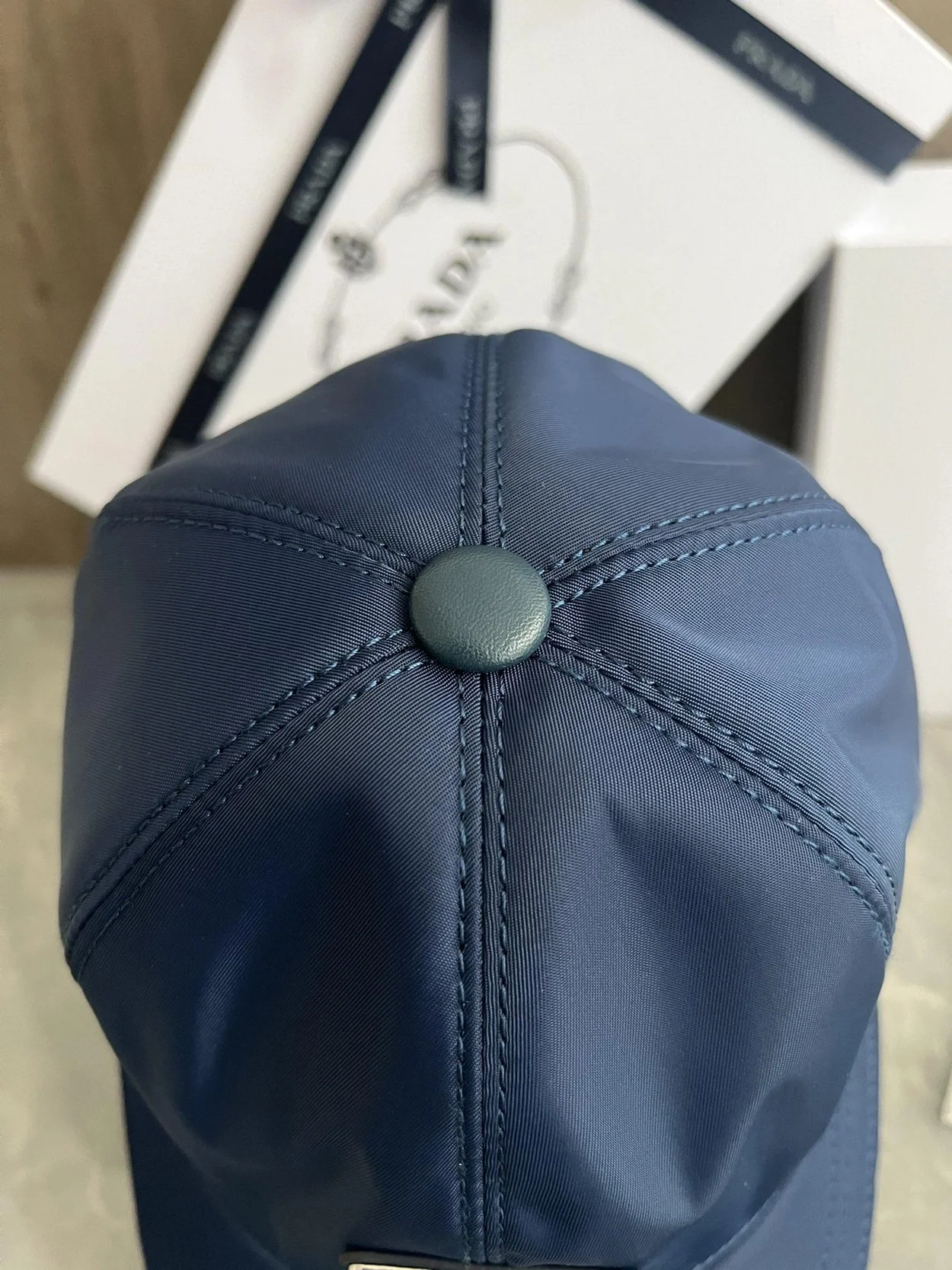 프라다 로고 플래그 네이비 베이스볼 캡