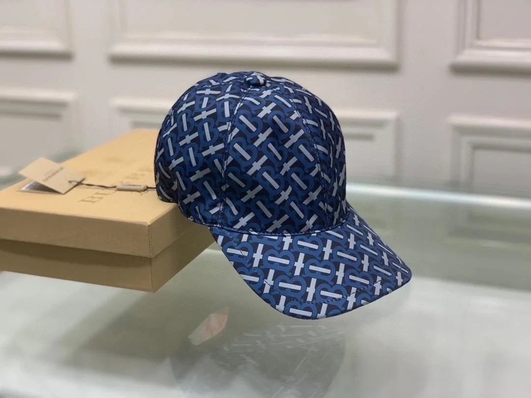 버버리 TB 모노그램 네이비 베이스볼 캡