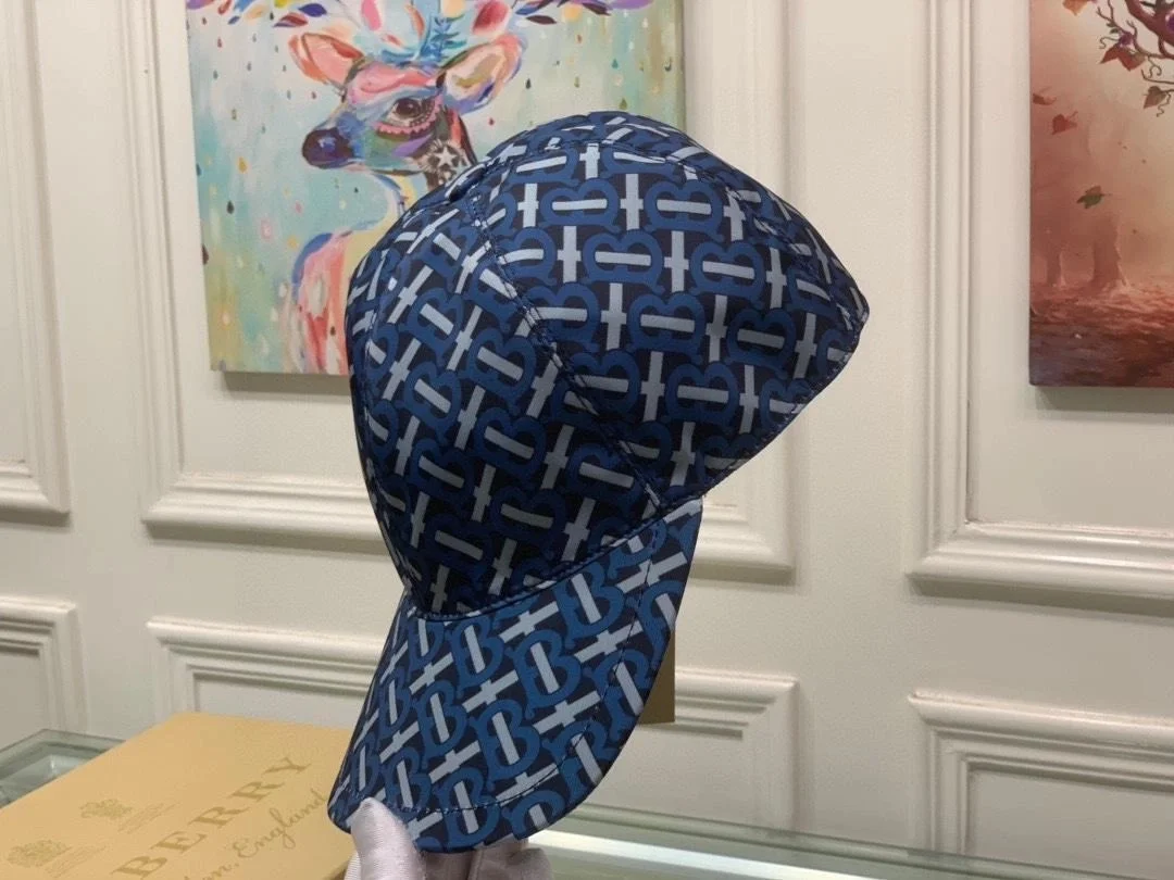 버버리 TB 모노그램 네이비 베이스볼 캡