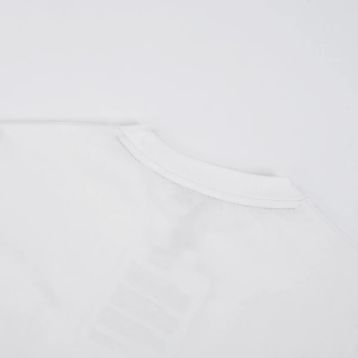 몽클레어 테니스 로고 패치 티셔츠 화이트