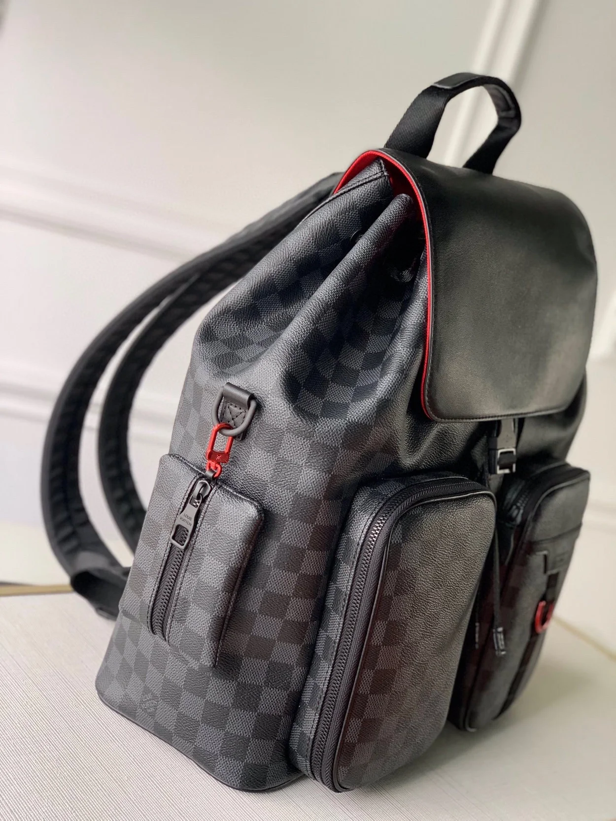 루이비통 유틸리티 백팩 N40279